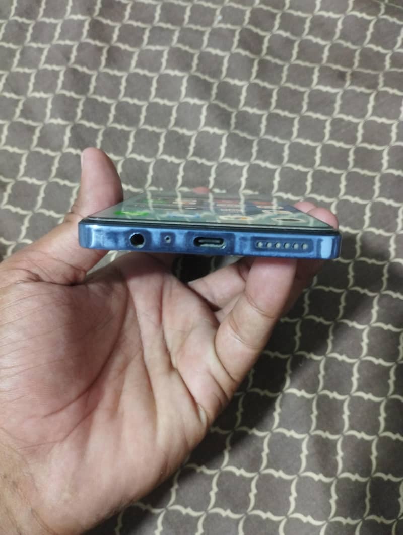 Tecno CAMON 20 4