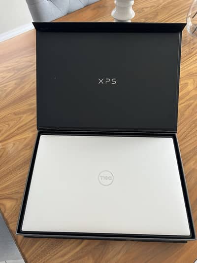 Dell Laptop Core i7