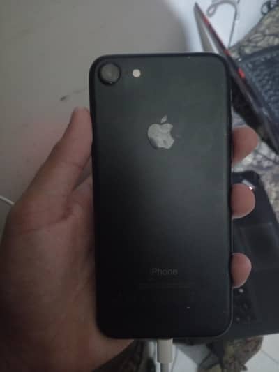 Apple iPhone 7