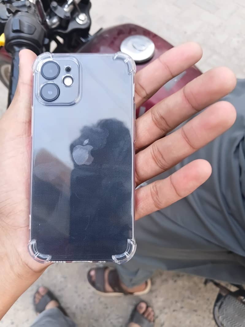 Apple iPhone 12 0
