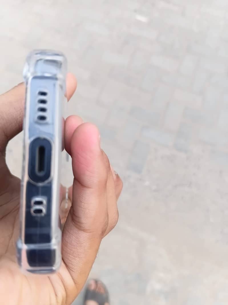 Apple iPhone 12 3