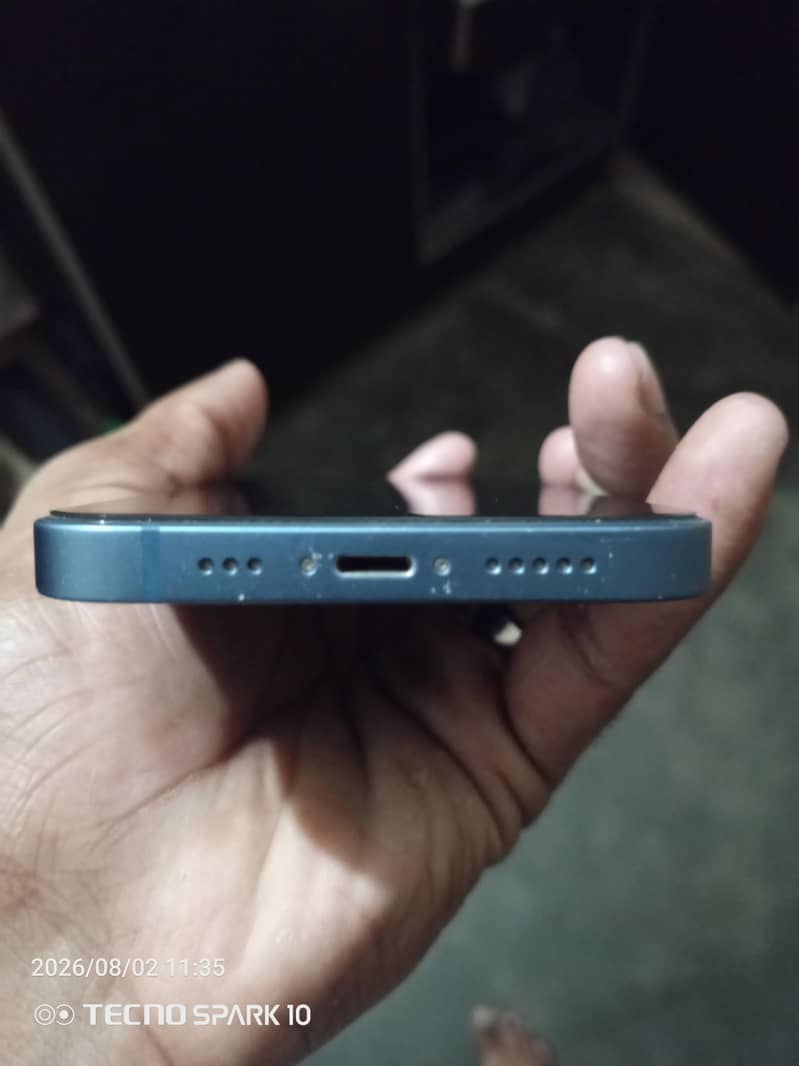 Apple iPhone 13 3