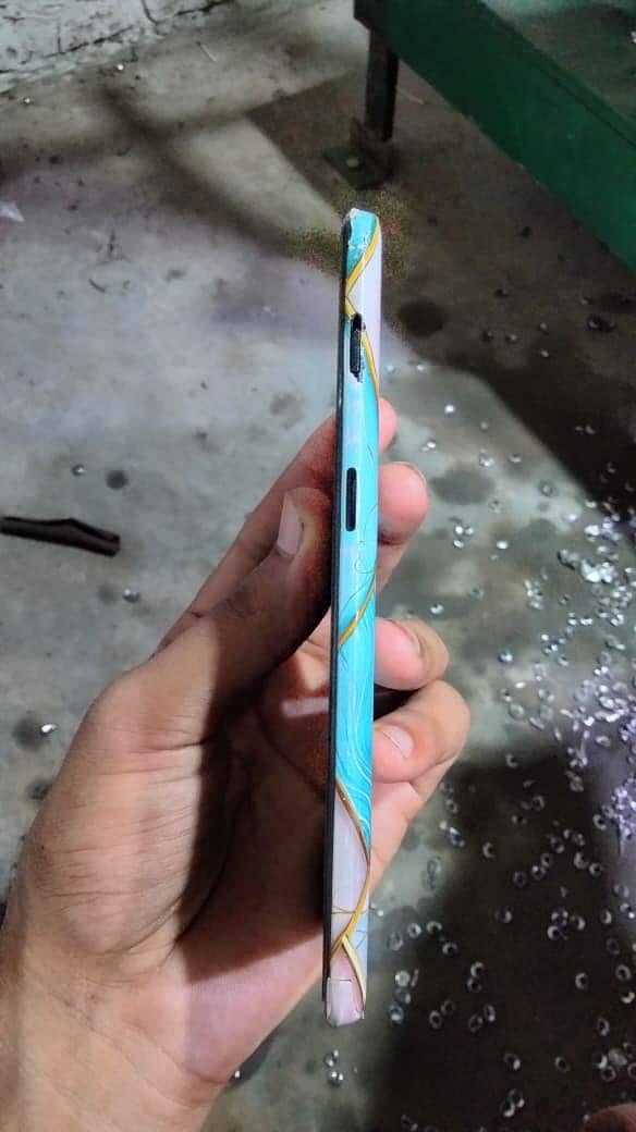 One Plus 6T 7