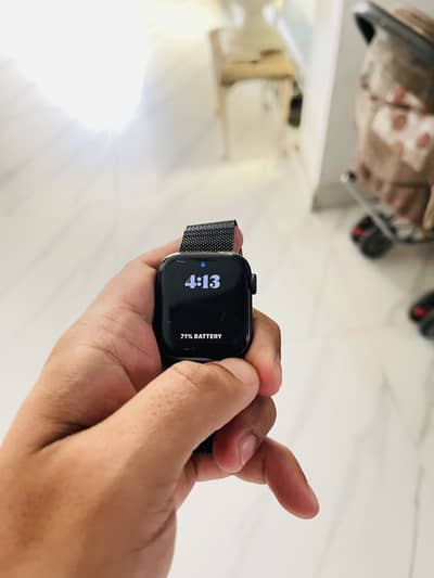 Apple watch SE 2020 40mm 10/9 condition battery health 89%
