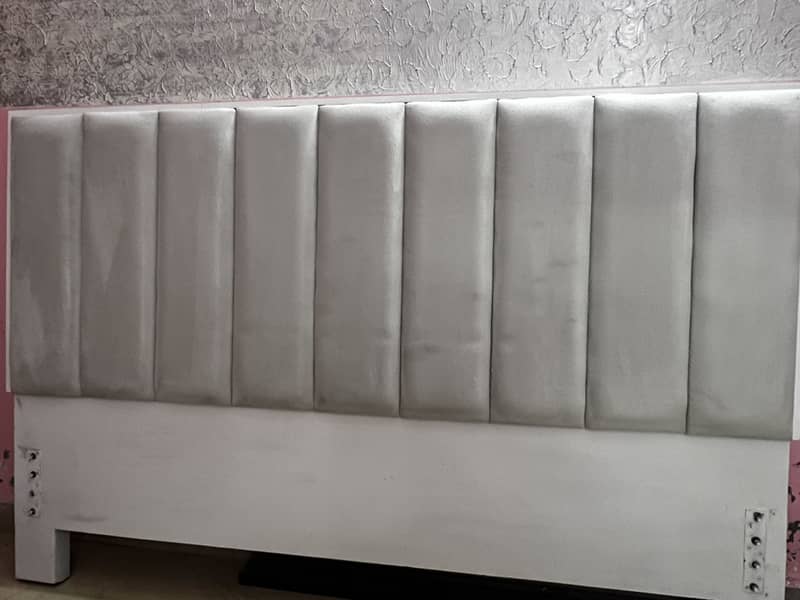 Double bed 8