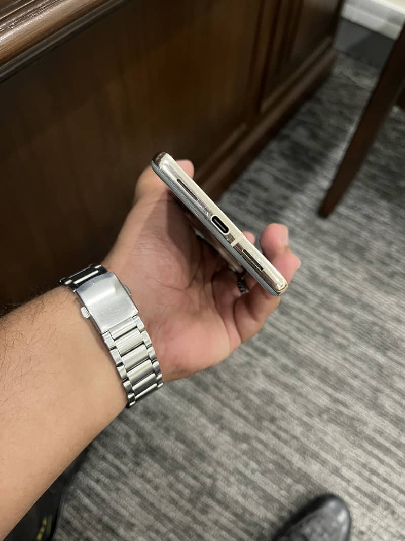 Google Pixel 7 Pro 4