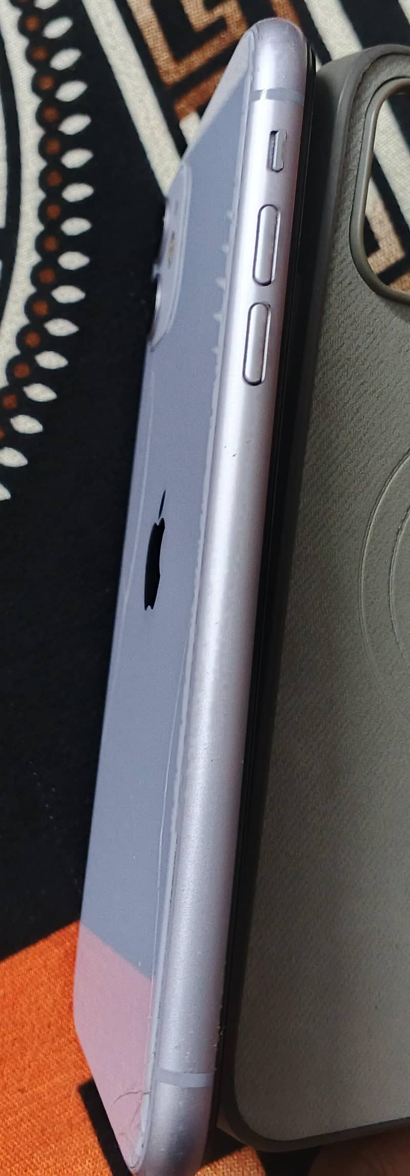 Apple iPhone 11 2