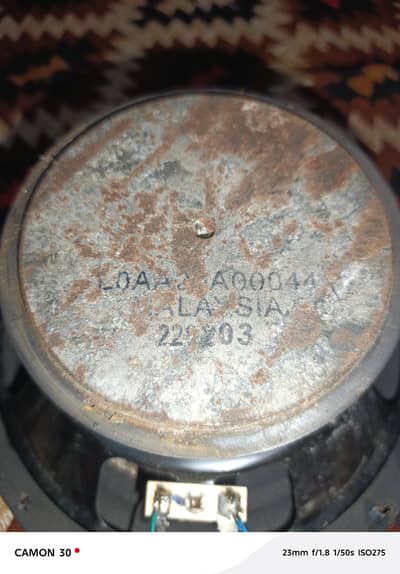 8" woofer in Oriental condition. (malaysia)