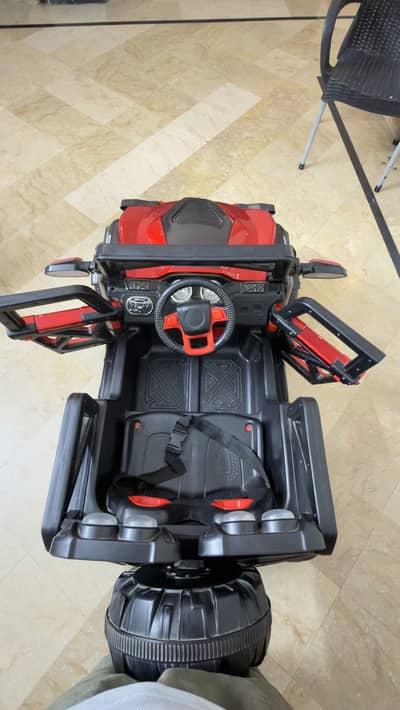 Kids mini jeep