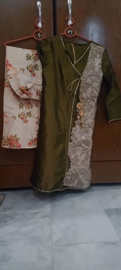 dress to wear at weddings
