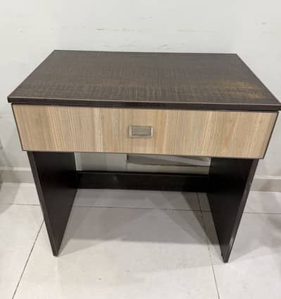 Study table for kids