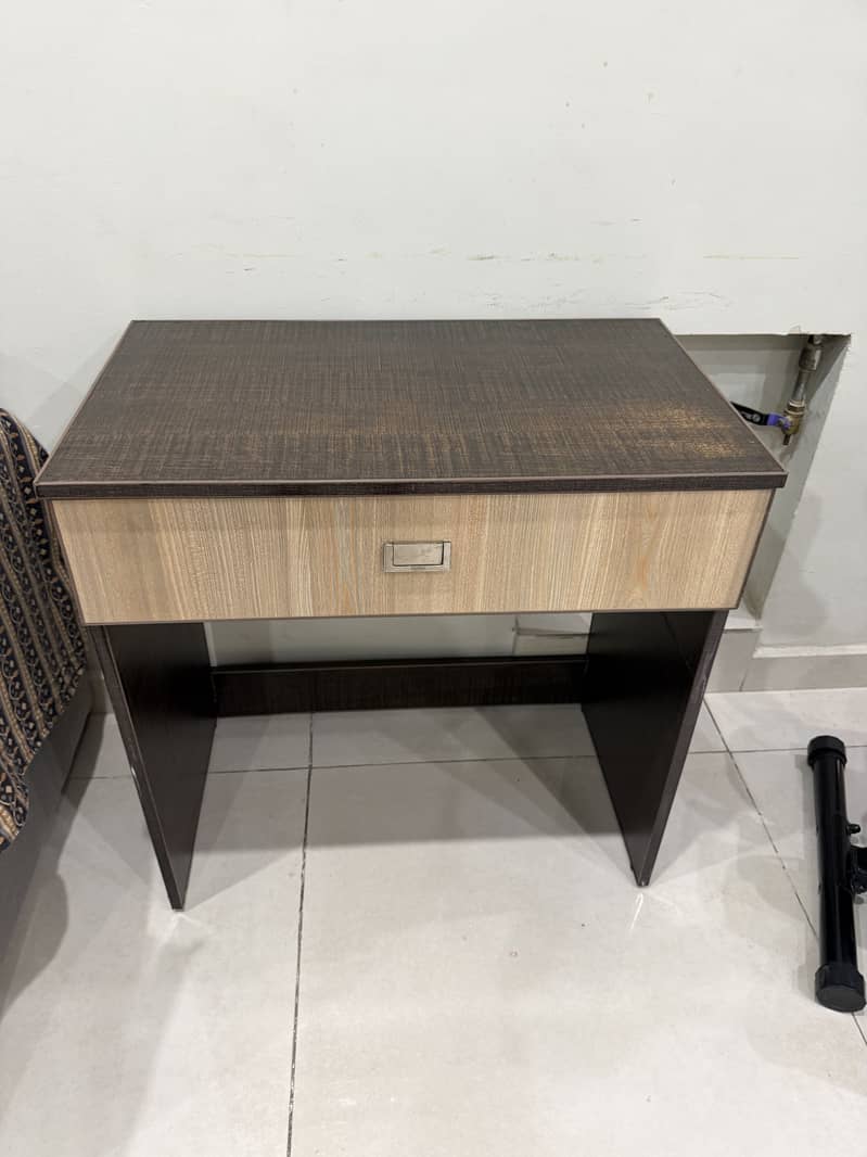 Study table for kids 3
