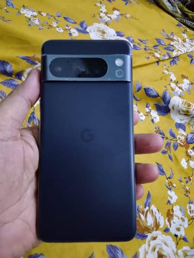 Google Pixel 8 Pro