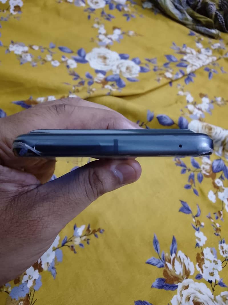 Google Pixel 8 Pro 4
