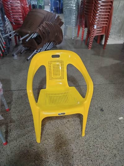 Plastics Chair and table wings