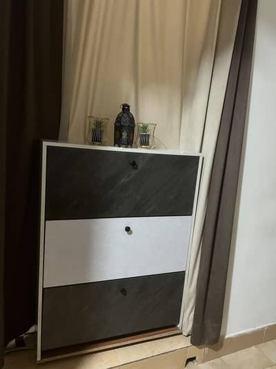 shoes rack