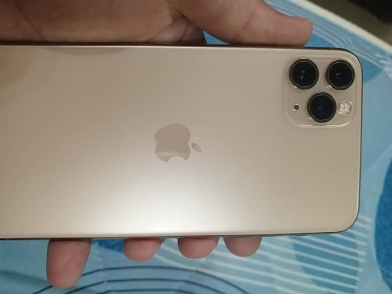 Apple iPhone 11 Pro Max 5