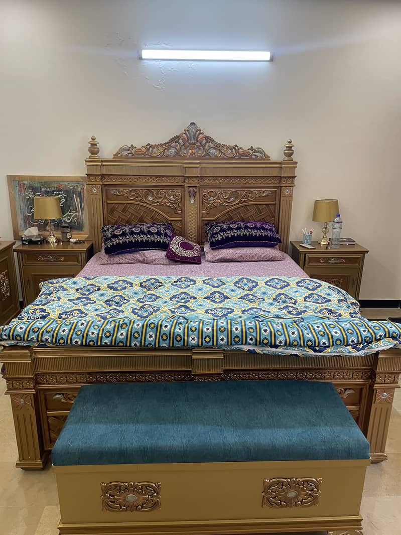 Complete Solid Chinioti Bed Set 0