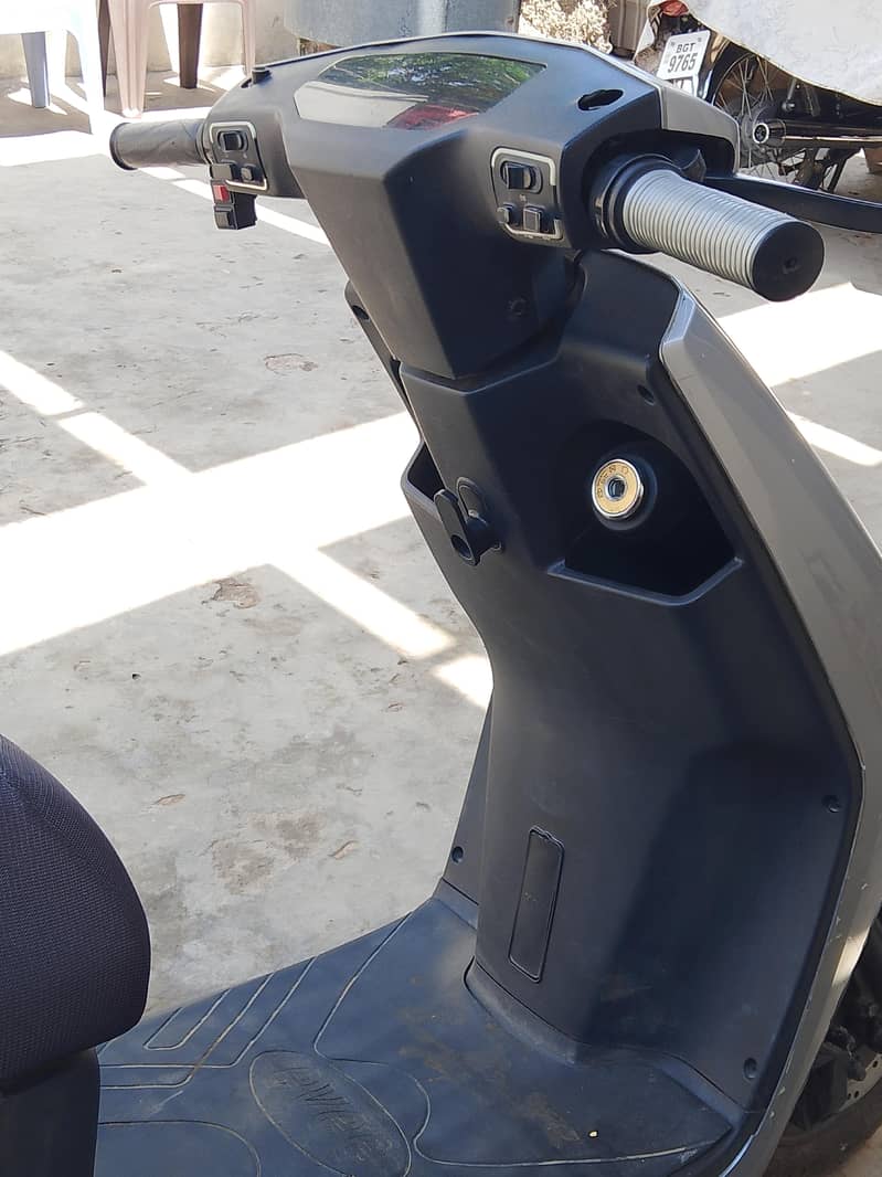 Evee c1 pro 1