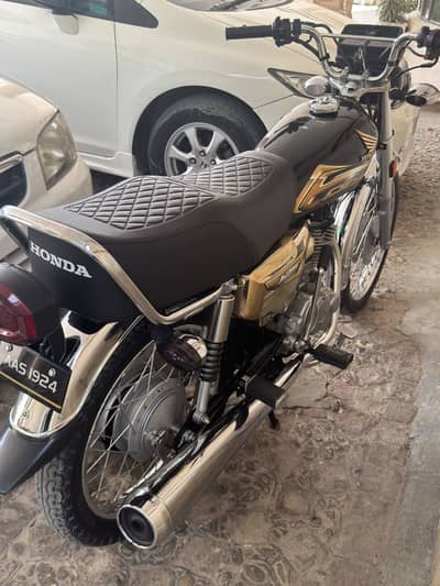 CG 125 Gold Edition 25/26