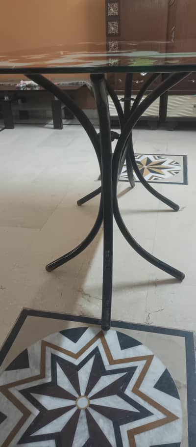 Dining table without chair
