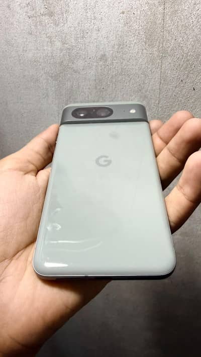 Google Pixel 8