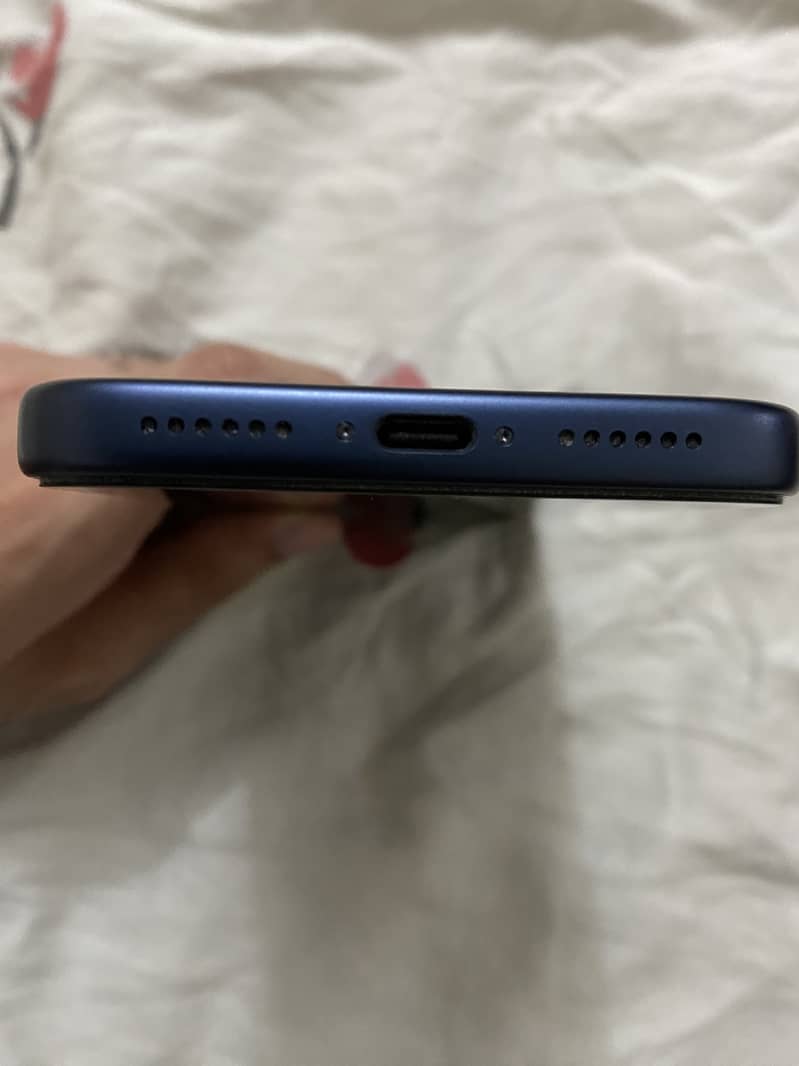 Apple iPhone 17 Pro Max 5