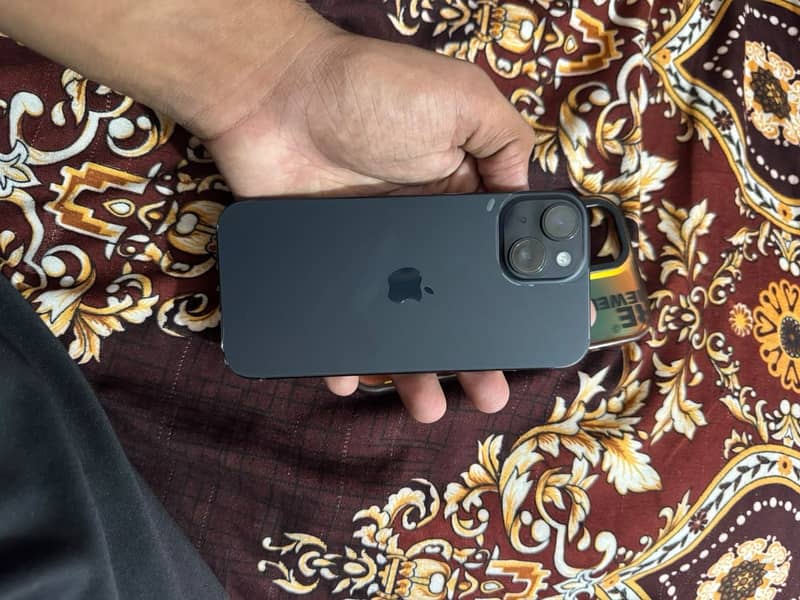 Apple iPhone 15 0