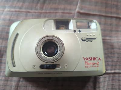 Yashika memo 2 camera