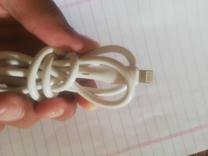 apple iphone charging cable 0