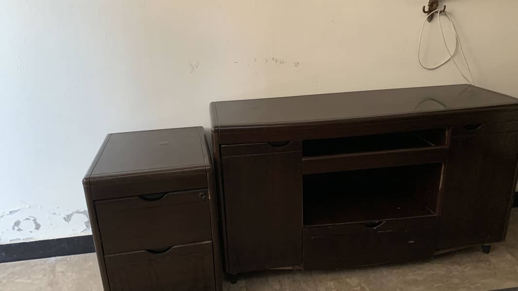 Tv console with side table 0