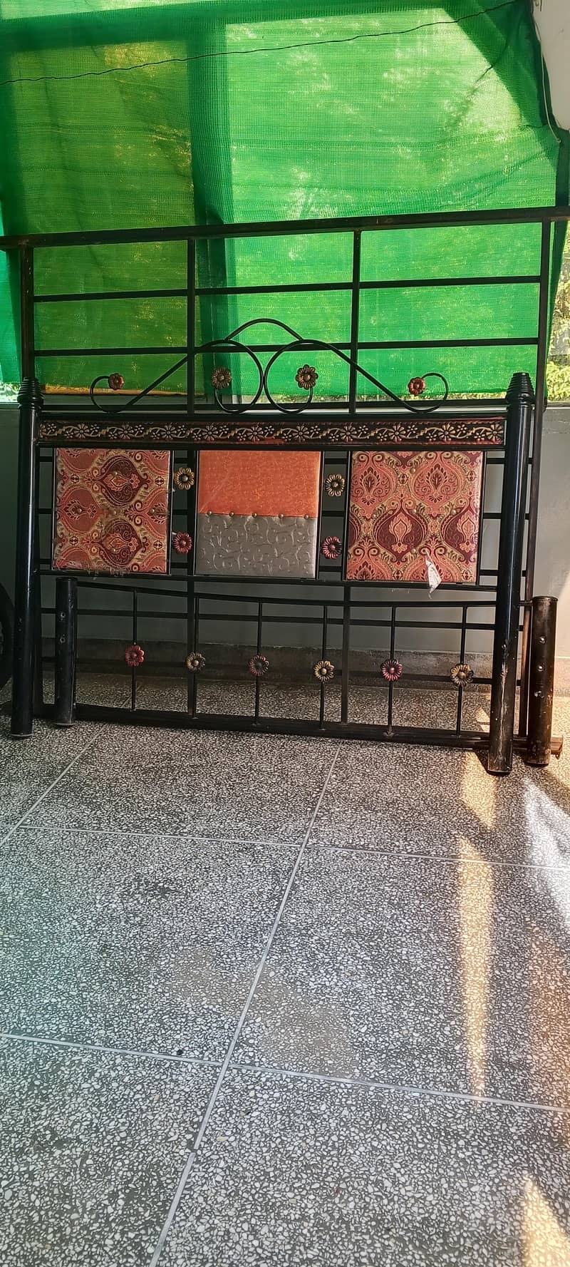 double bed 0