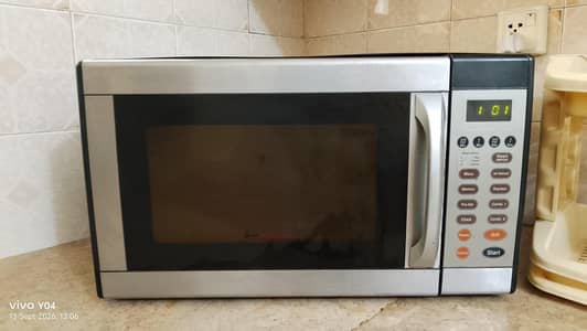 Microwave oven 10/10