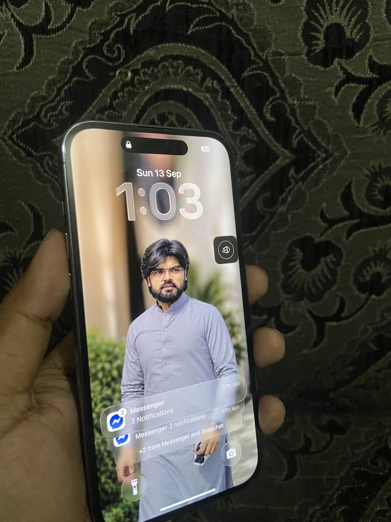 Apple iPhone 14 Pro 1
