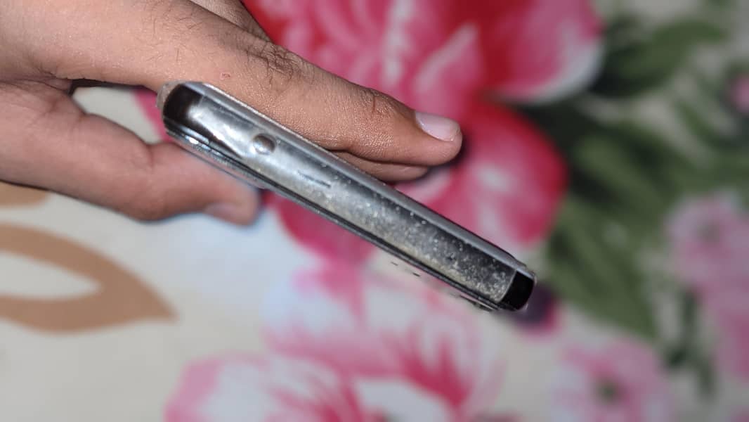 Google Pixel 6a 1