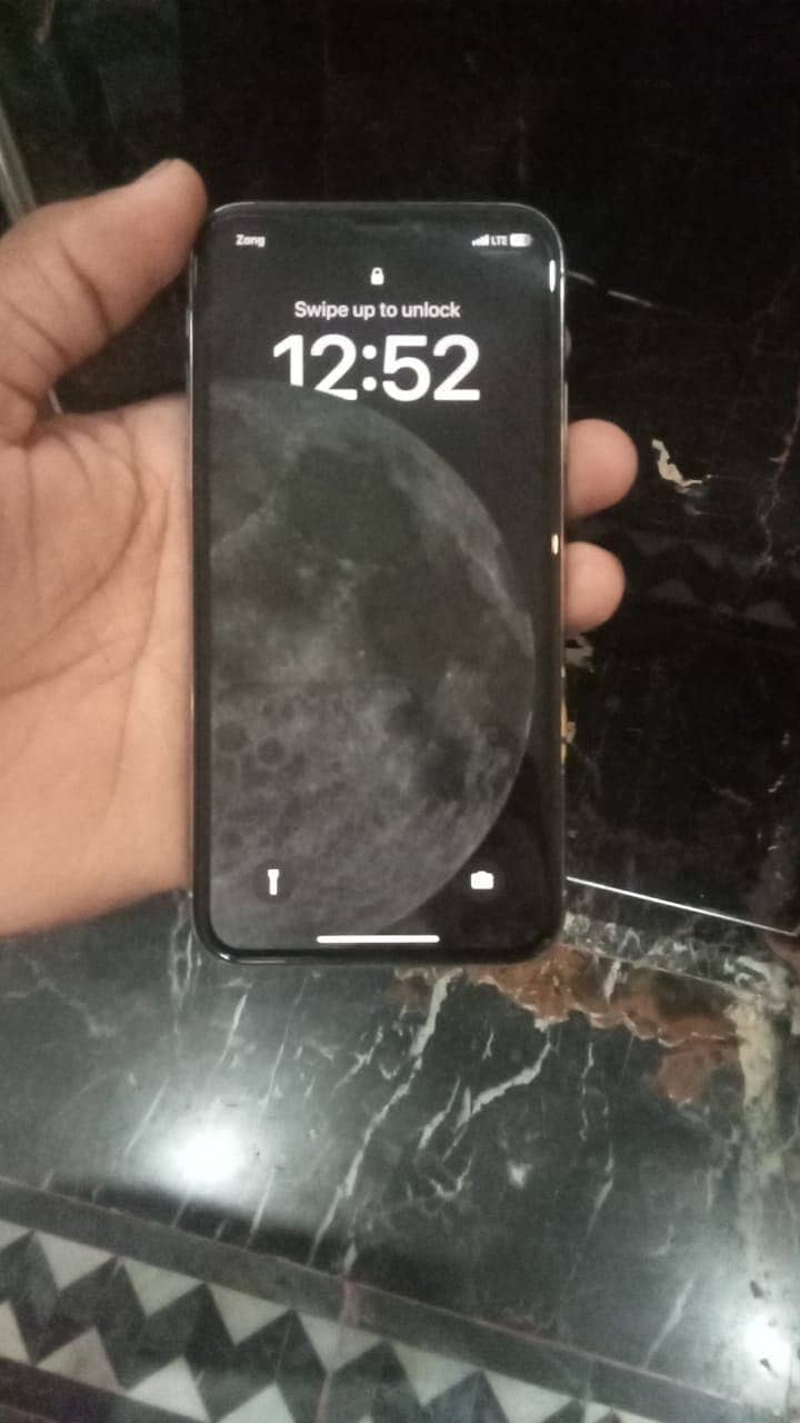 Apple iPhone X 1