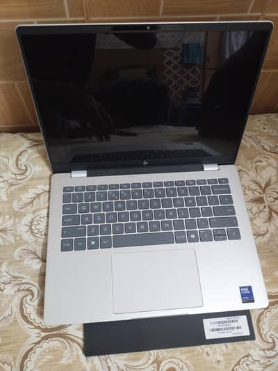 HP OMNI BOOK 7 LAPTOP AI 14-FR0501SA