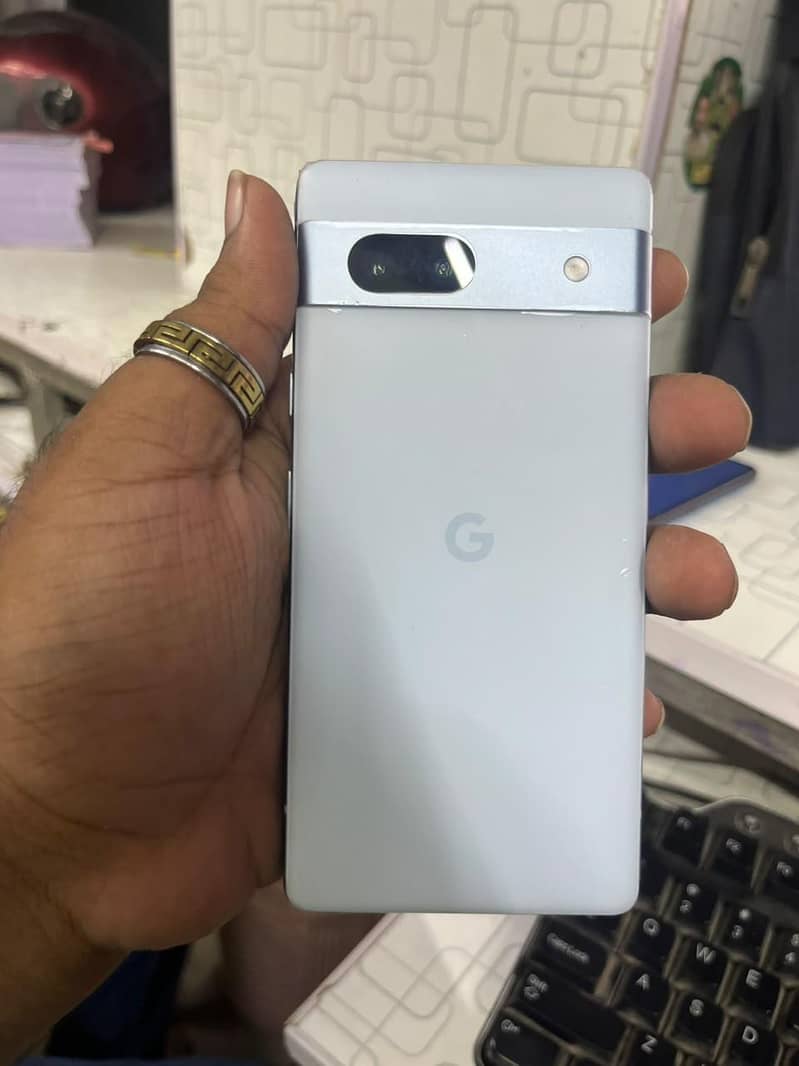 Google Pixel 7a 1