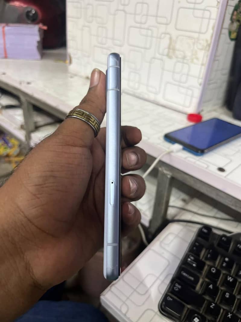 Google Pixel 7a 4