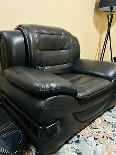 7 seater black leather sofa set