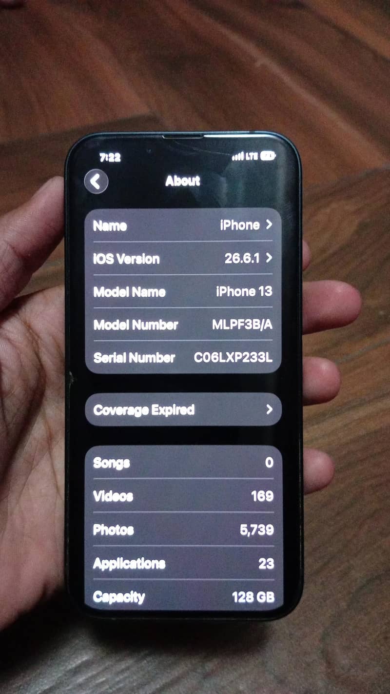 Apple iPhone 13 3