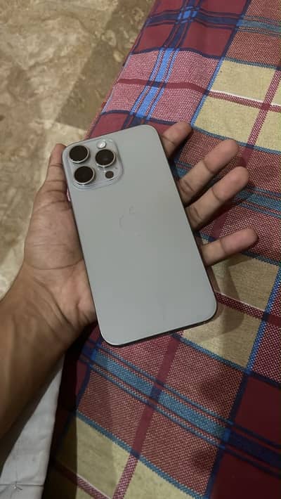 Apple iPhone 15 Pro Max