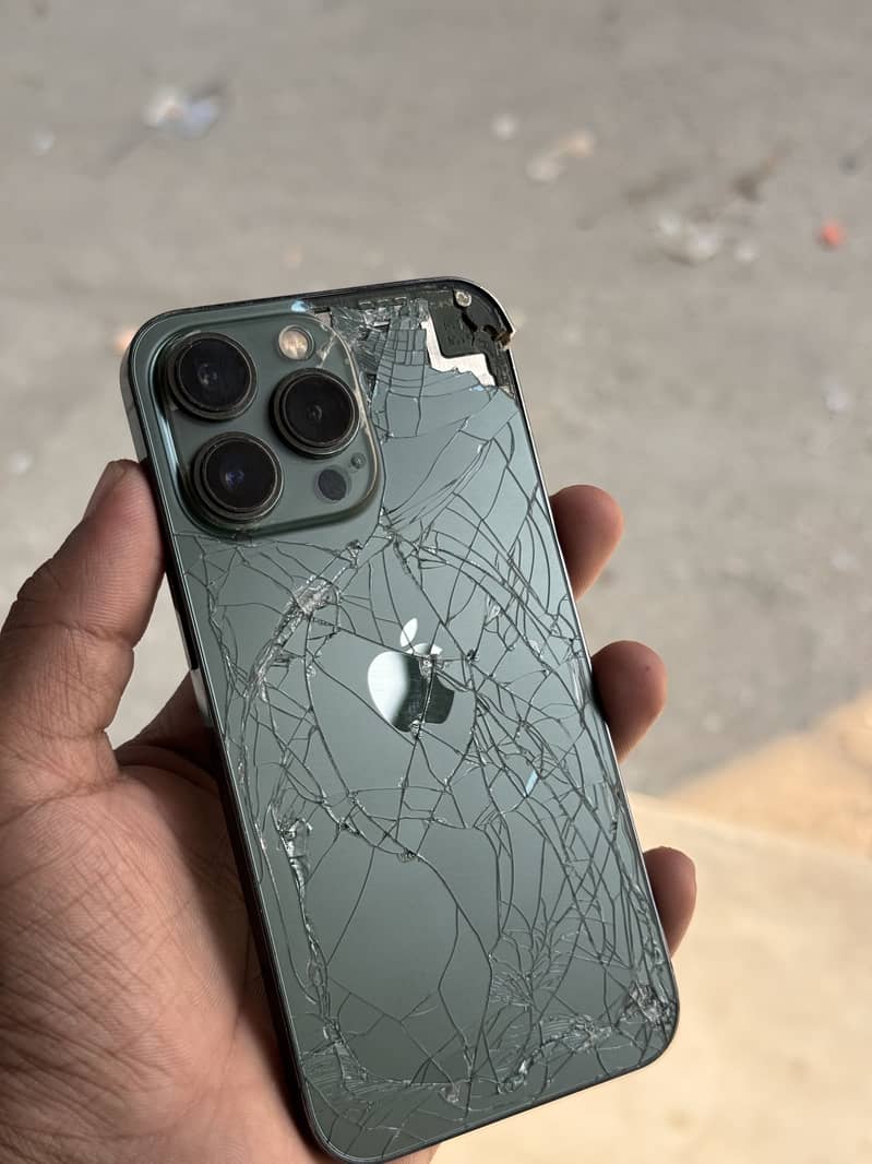 Apple iPhone 13 Pro 6