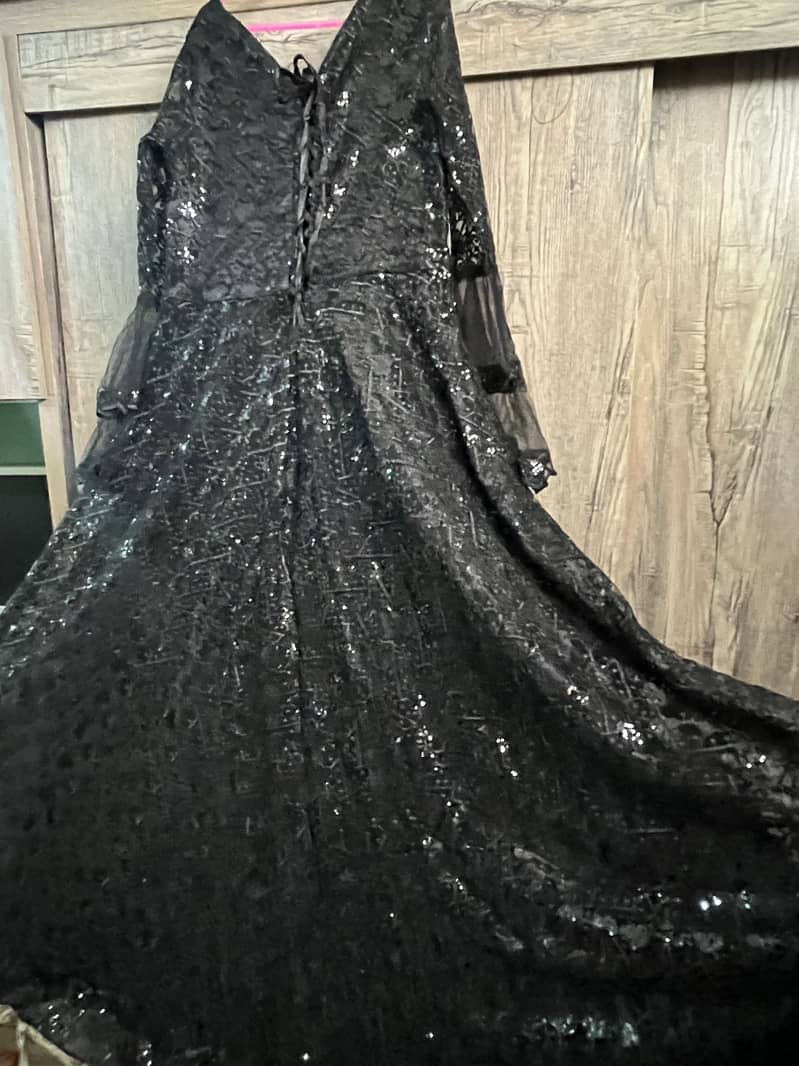 Black Net Maxi 1