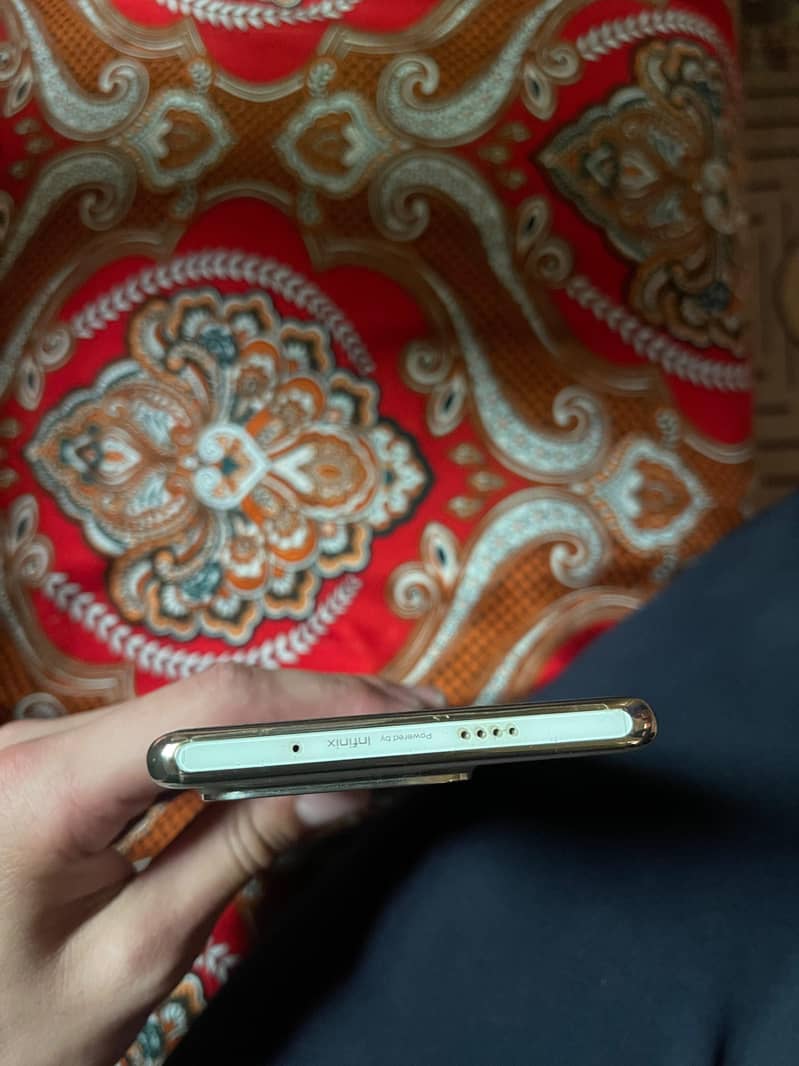 Infinix Zero 30 2