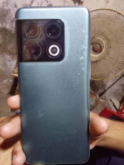 One Plus 10 Pro