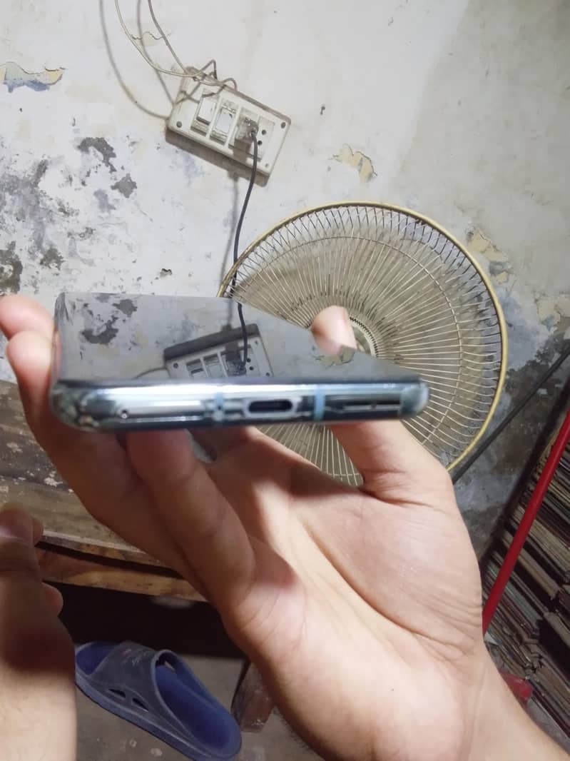 One Plus 10 Pro 3