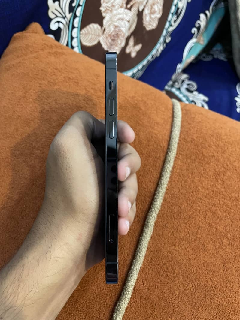 Apple iPhone 12 Pro 5