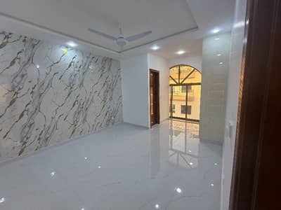 Prominently-Located House Available In G-10/4 For Sale