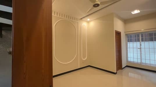 G-9/4 Size 30x50 Street Corner 3 Bed 3 Bath DD Tv Lounge Kitchen